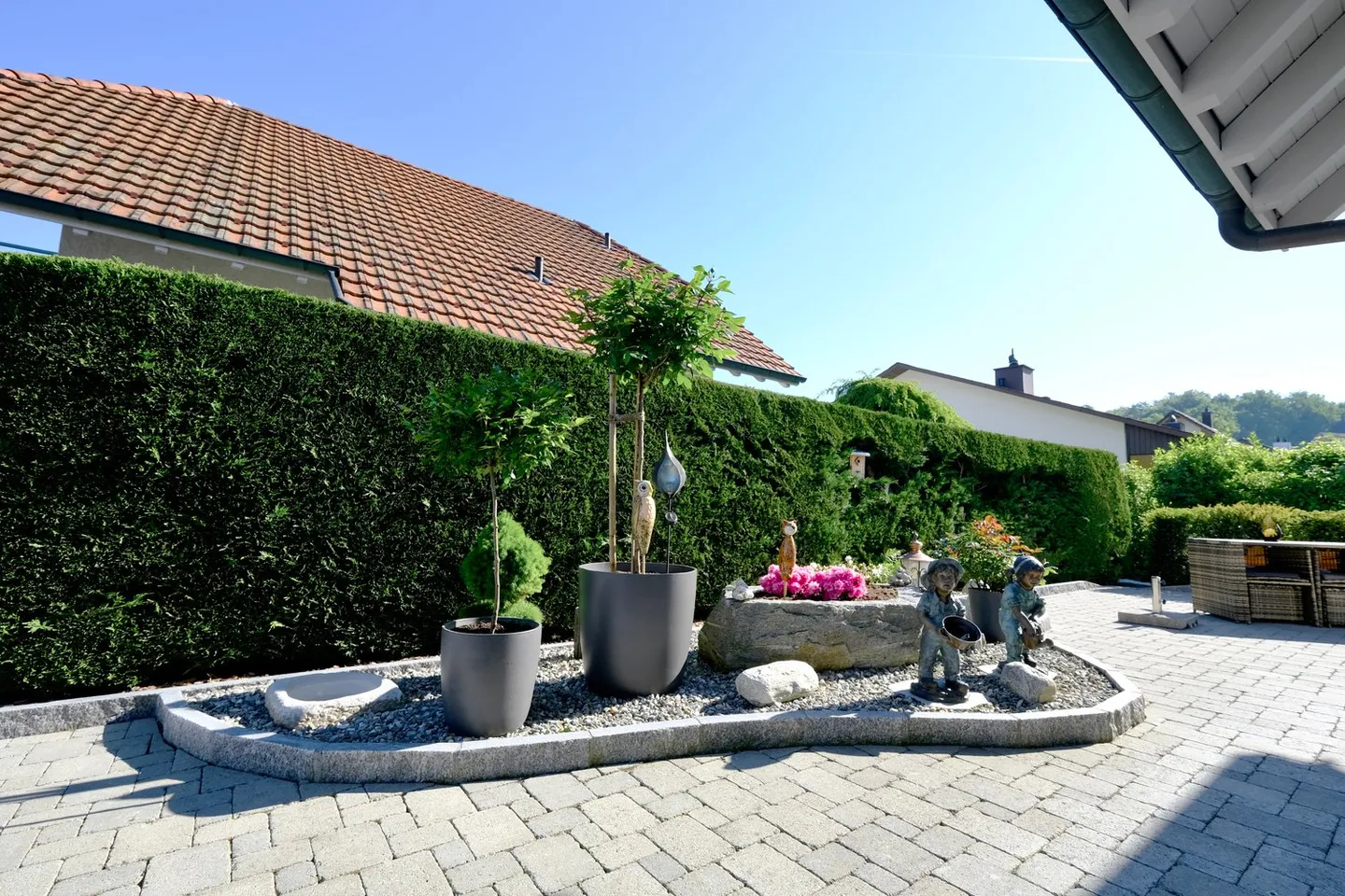 Charmantes Einfamilienhaus mit Garten - Foto 4 von 13