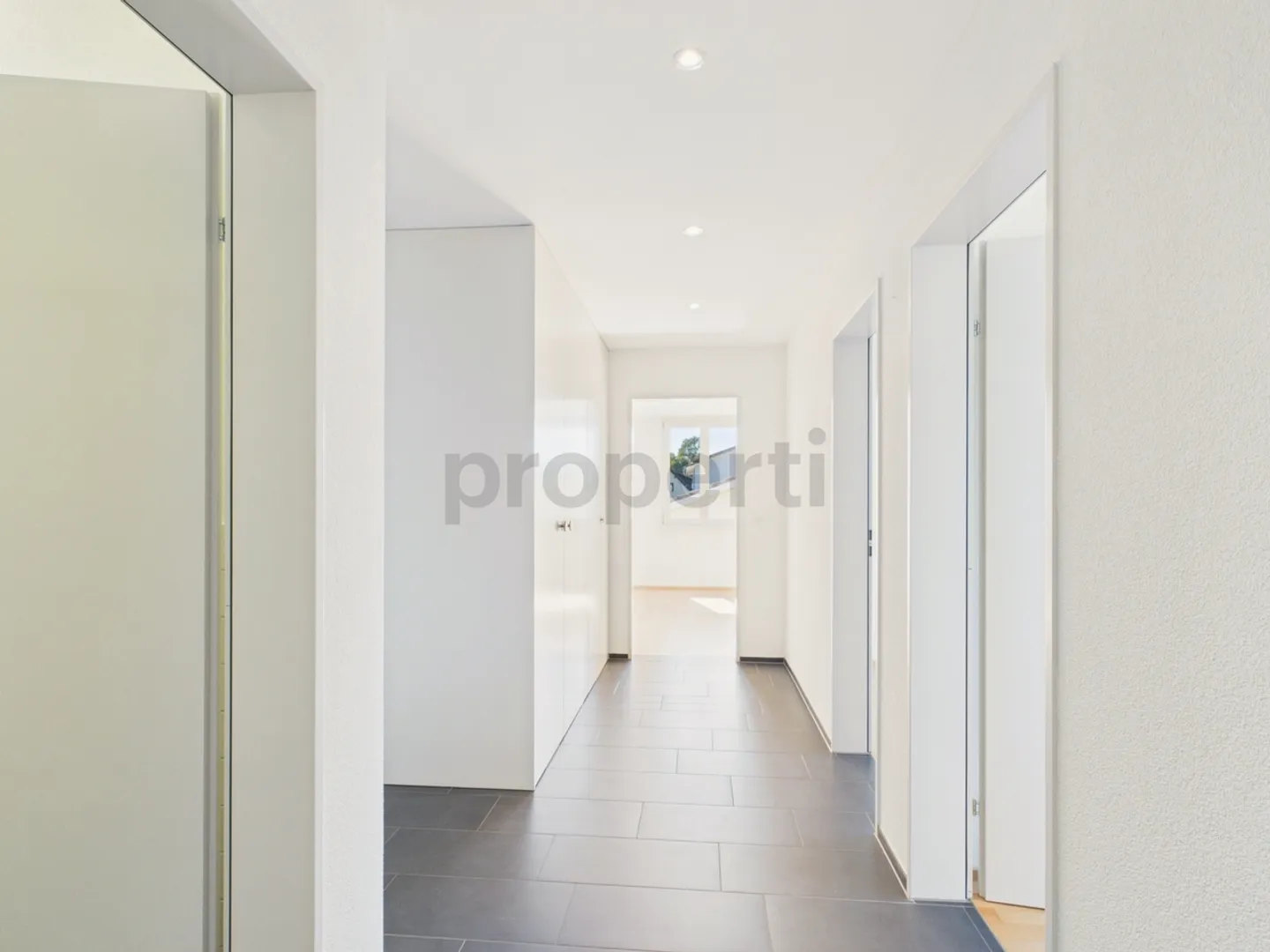 Modernes Apartment in Familiengegend - Foto 5 von 13
