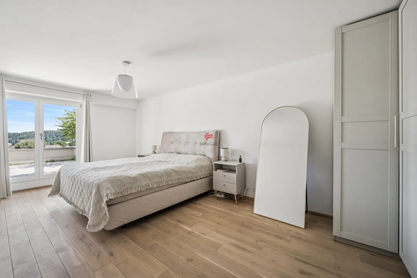 Sunny Terrace Apartment - Central and Quiet - Photo 6 of 11