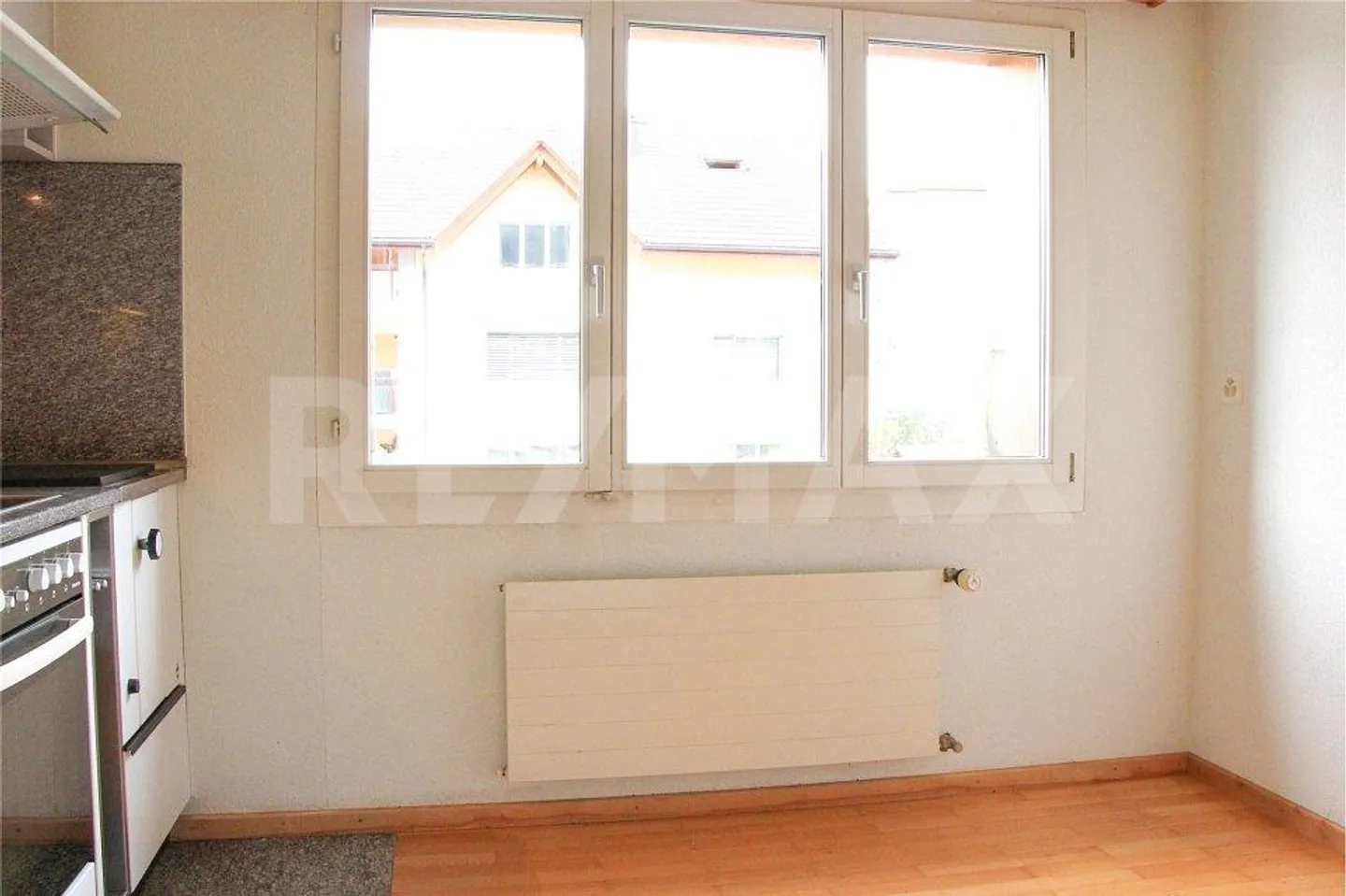 Bright and spacious 3.5-room apartment in a quiet location in Ibach-Schwyz, SZ - Photo 5 of 13