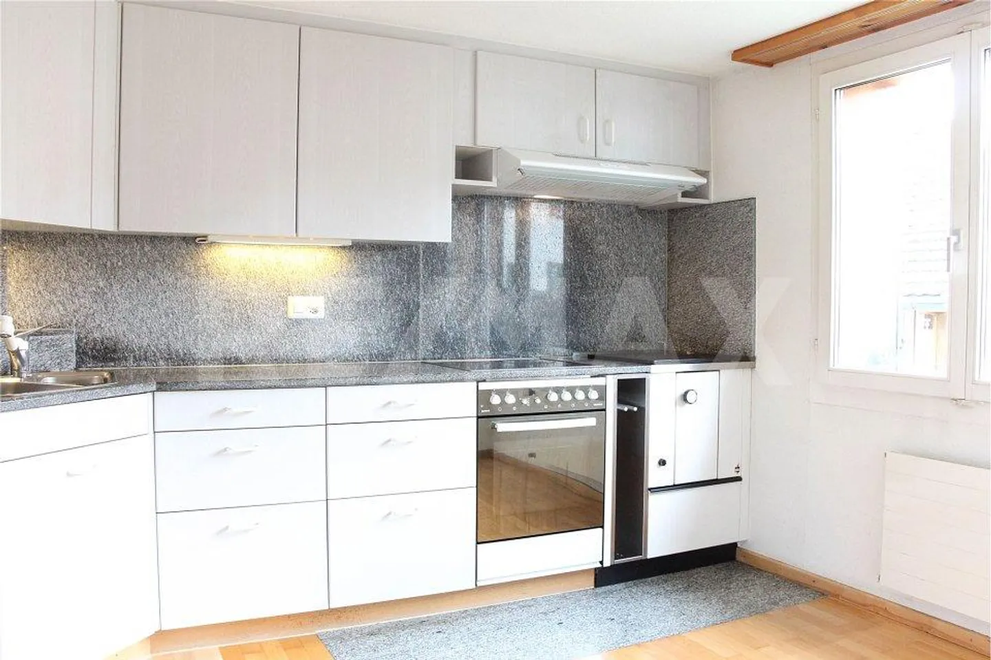 Bright and spacious 3.5-room apartment in a quiet location in Ibach-Schwyz, SZ - Photo 1 of 13