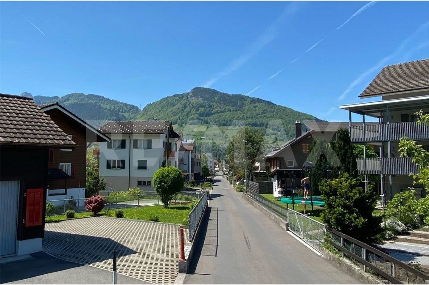 Bright and spacious 3.5-room apartment in a quiet location in Ibach-Schwyz, SZ - Photo 11 of 13