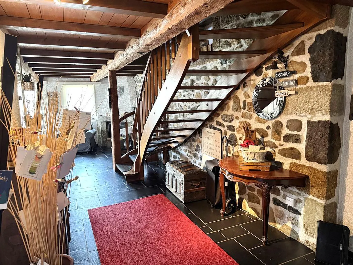 Beautiful 5.5-room duplex apartment with balcony in Gland - Photo 4 of 12