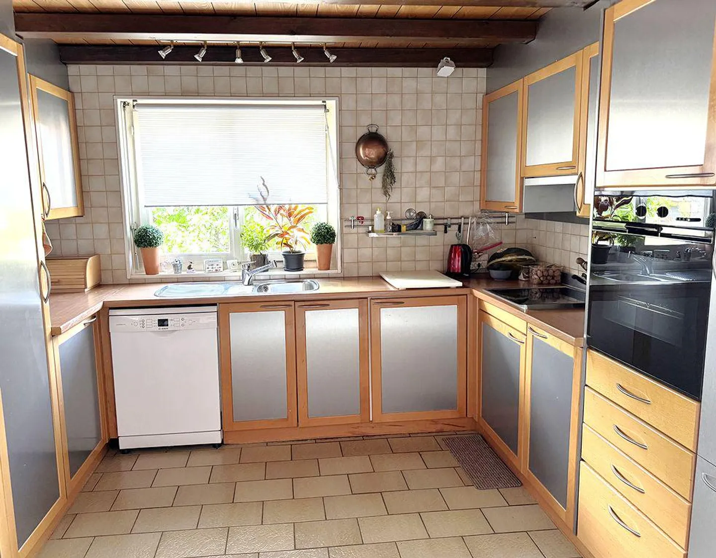 Beautiful 5.5-room duplex apartment with balcony in Gland - Photo 6 of 12