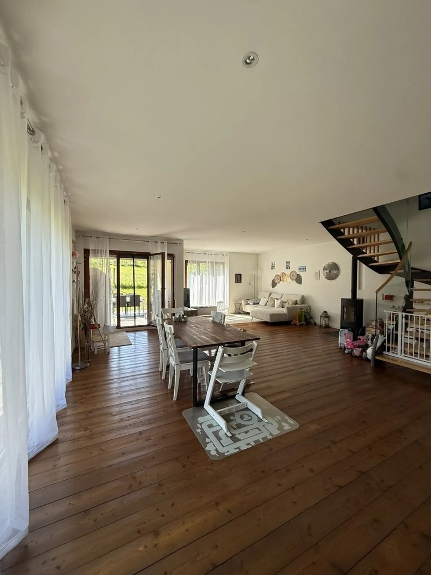 FAOUG (VD) - Appartamento duplex di 4,5 stanze al piano terra - Foto 4 di 12