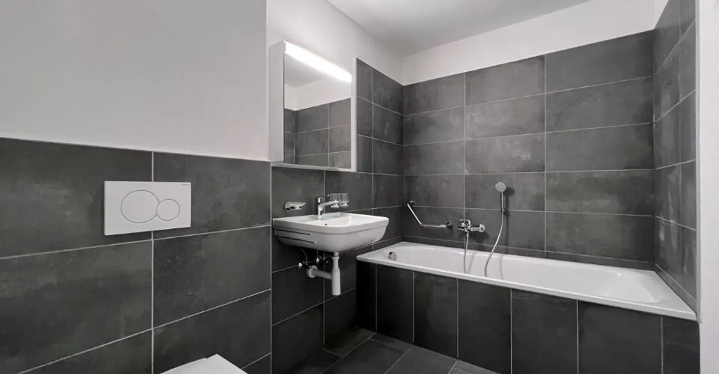 4.5 locali con balcone - Foto 8 di 11