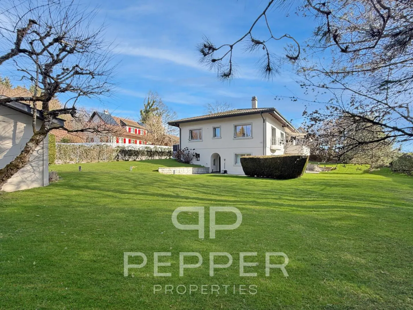 Un gioiello della natura alle porte di Losanna, spaziosa casa unifamiliare ristrutturata - Foto 12 di 14