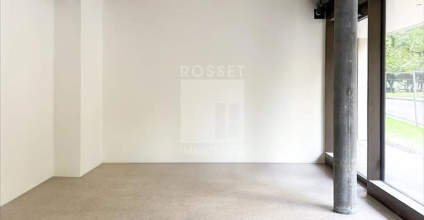 Immeuble mixte à louer - Photo 4 sur 4