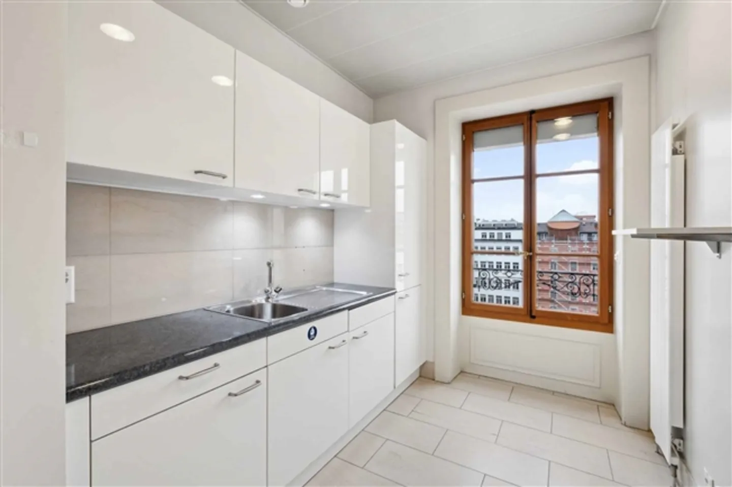 Quartiere delle Banche - 758m2 - Spazi Amministrativi - Foto 5 di 5