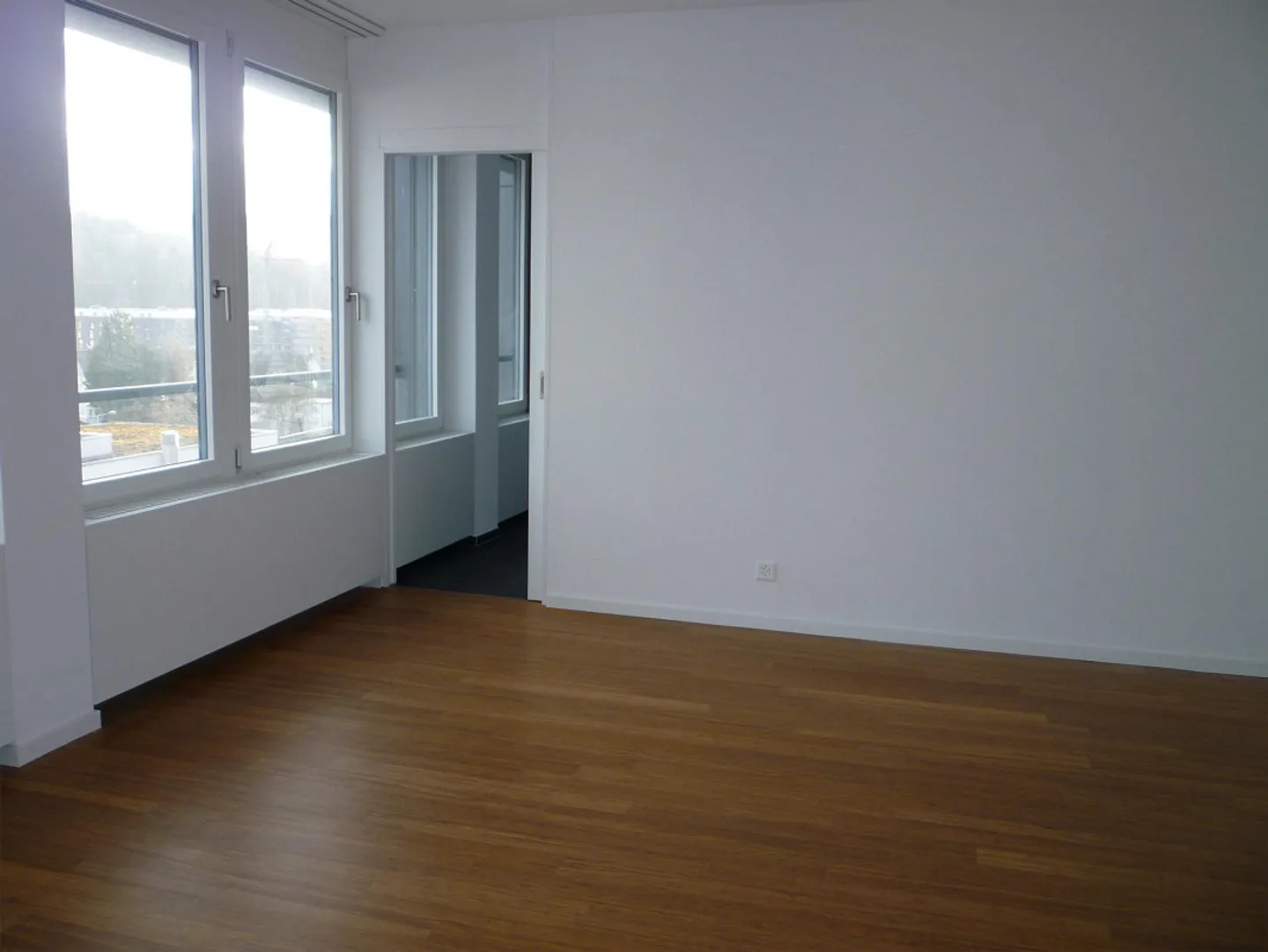 Appartement moderne de 4½ pièces avec vue près de la gare - Photo 4 sur 7
