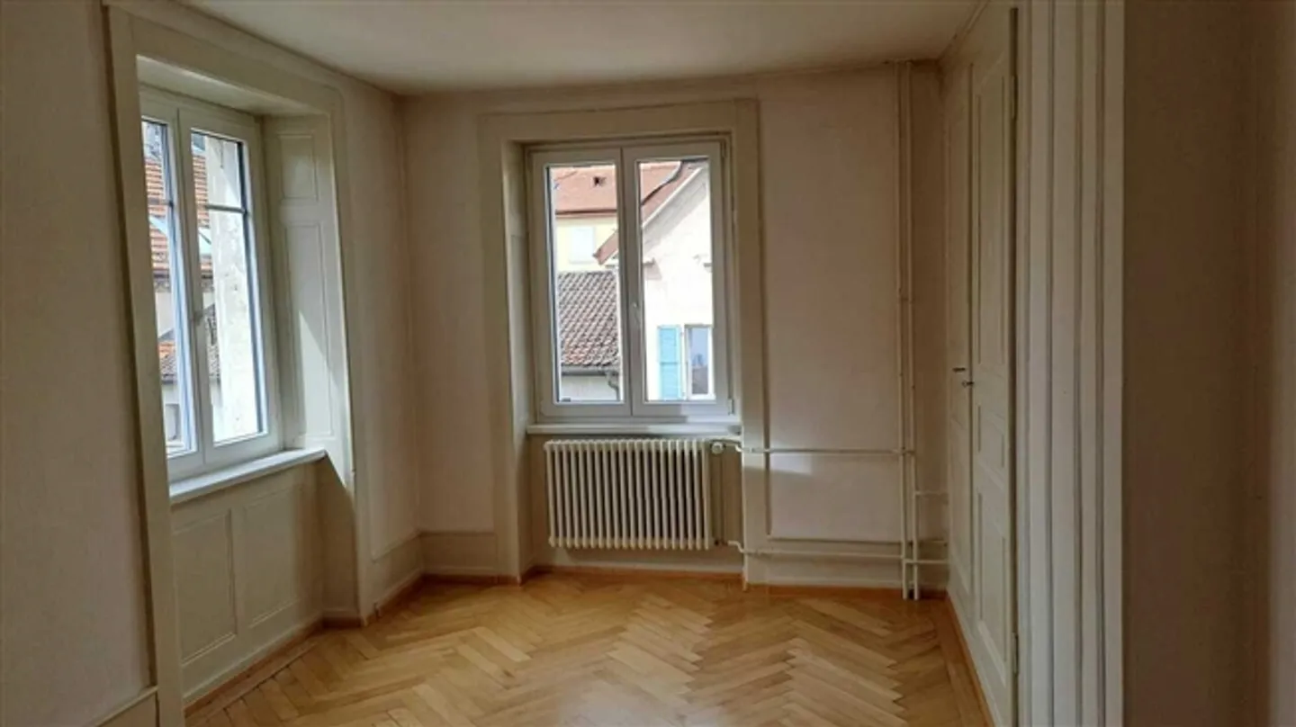 Numa-Droz 113 - Appartamento 3 locali con dipinti rinnovati - Foto 4 di 8