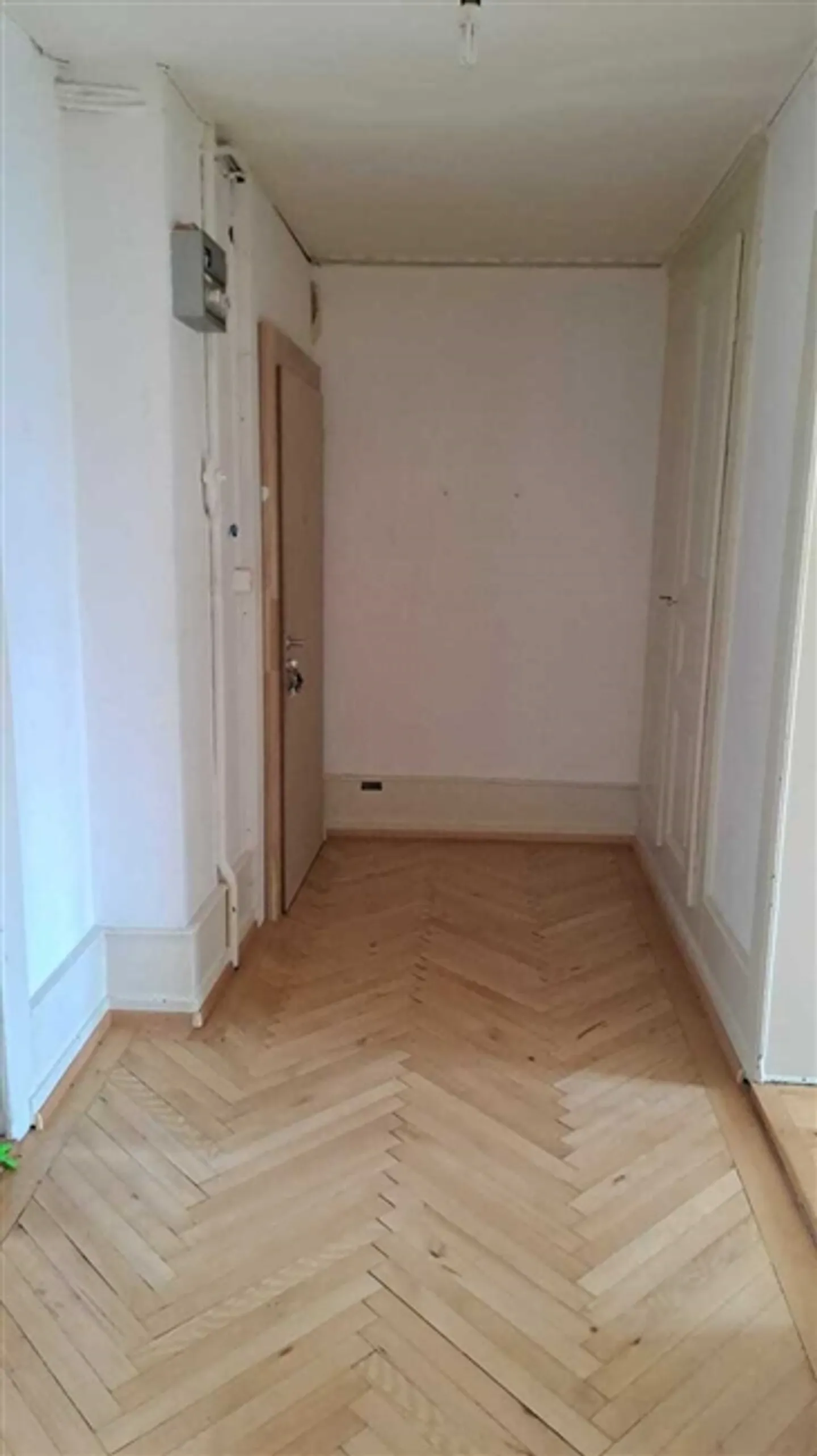 Numa-Droz 113 - Appartamento 3 locali con dipinti rinnovati - Foto 6 di 8