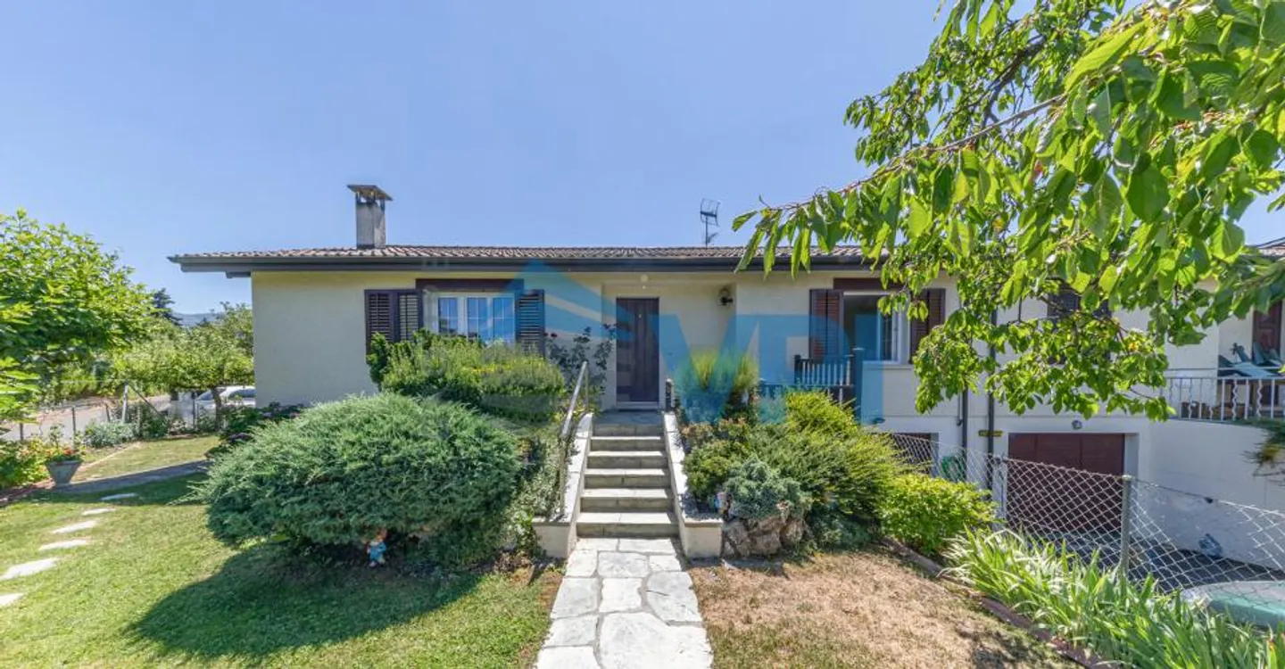 Villa a schiera a Plan-les-Ouates - Foto 1 di 10