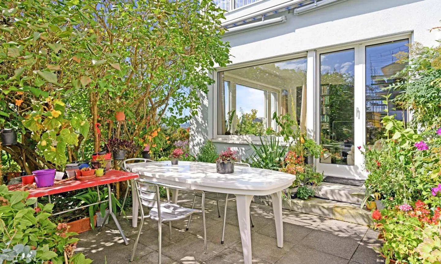 Casa unifamiliare con appartamento separato Sursee - Foto 3 di 13