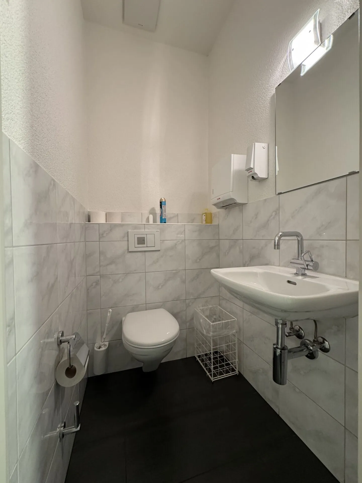 Gewerberäumlichkeit im Herzen von Biel - Foto 11 von 12