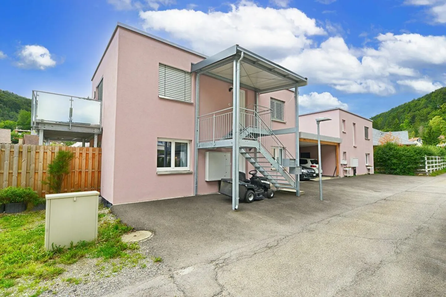 Familienhaus mit Renditepotenzial - Foto 3 von 21