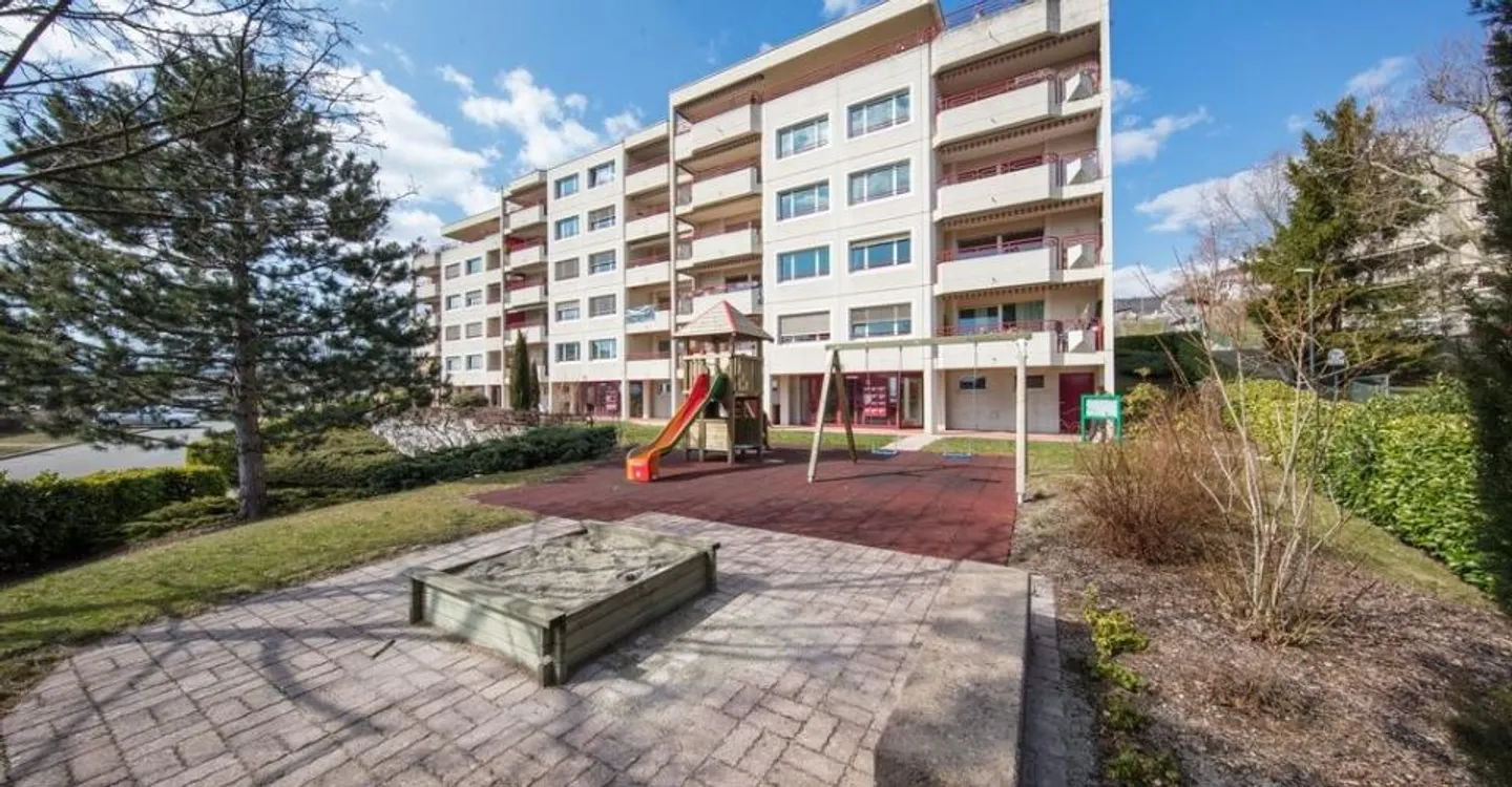Zu ergreifen! Wunderschöne Wohnung mit Blick auf den See! - Foto 1 von 7