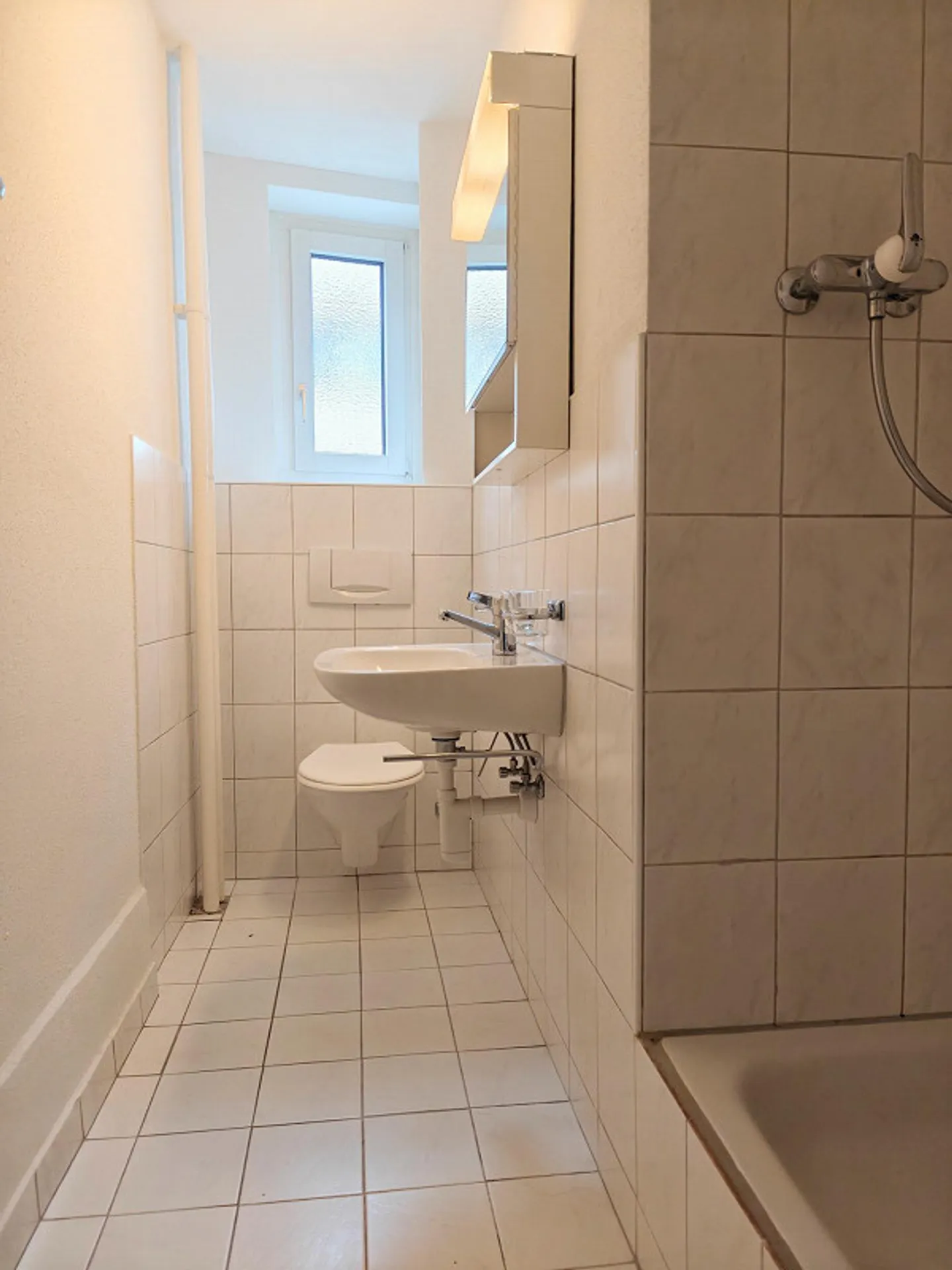 Charmante 3-Zimmerwohnung mit Balkon und neuer Küche - Foto 10 von 11