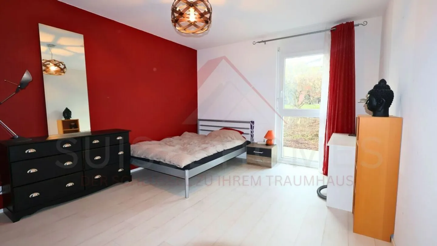 Close to Porrentruy (3 km) - exceptional villa: generous volumes, high-end finishes, terraces, jacuzzi, landscaped garden - Photo 6 of 22