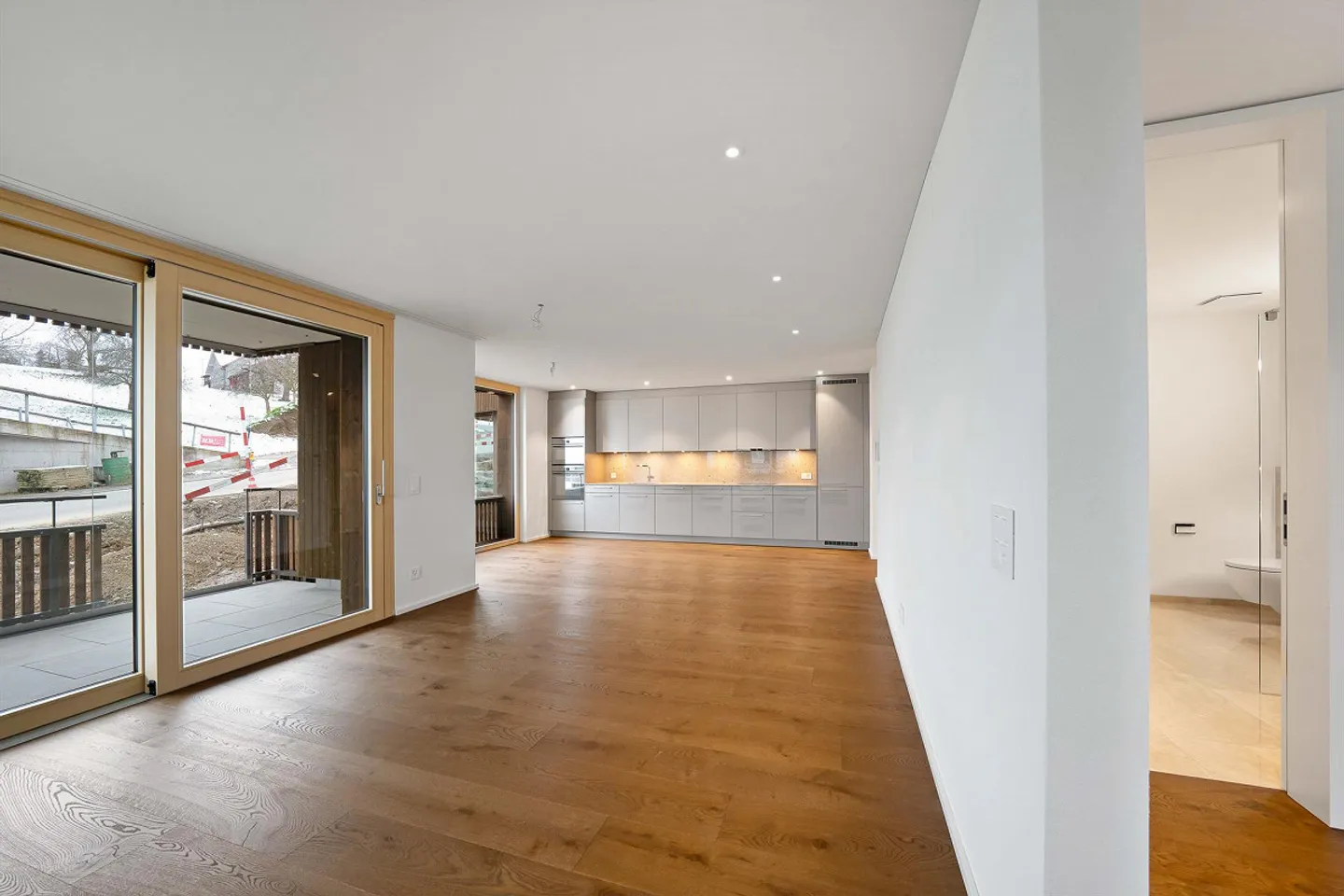 Modern 2.5-room apartment in Degersheim - Living at Wolfensberg - Photo 4 of 9