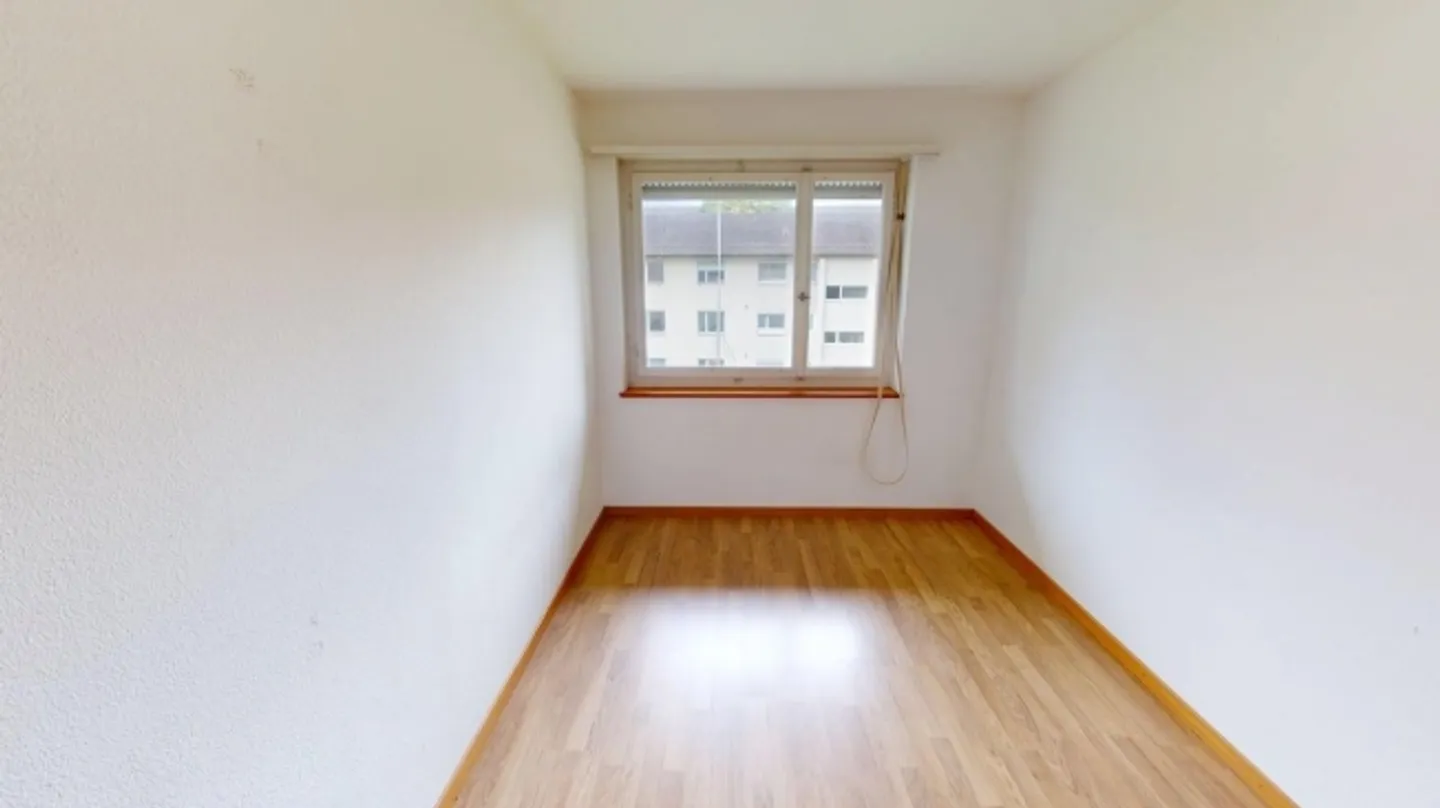 Appartement lumineux de 4 pièces à louer temporairement à Zürich-Oerlikon (jusqu'au 31.03.2027) - Photo 7 sur 10