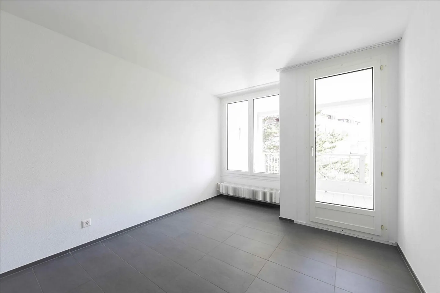 Studio avec grand balcon recherché ? - Photo 2 sur 5