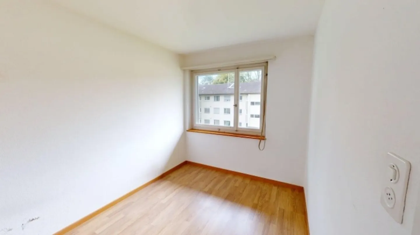 Appartement lumineux de 4 pièces à louer temporairement à Zürich-Oerlikon (jusqu'au 31.03.2027) - Photo 9 sur 10
