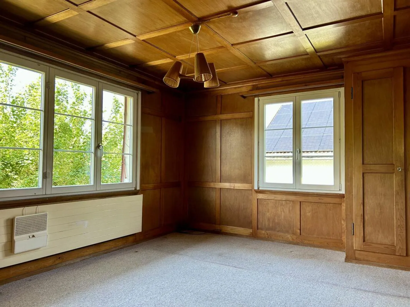 Chalet en bois charmant avec jardin et vue dégagée - Photo 6 sur 18