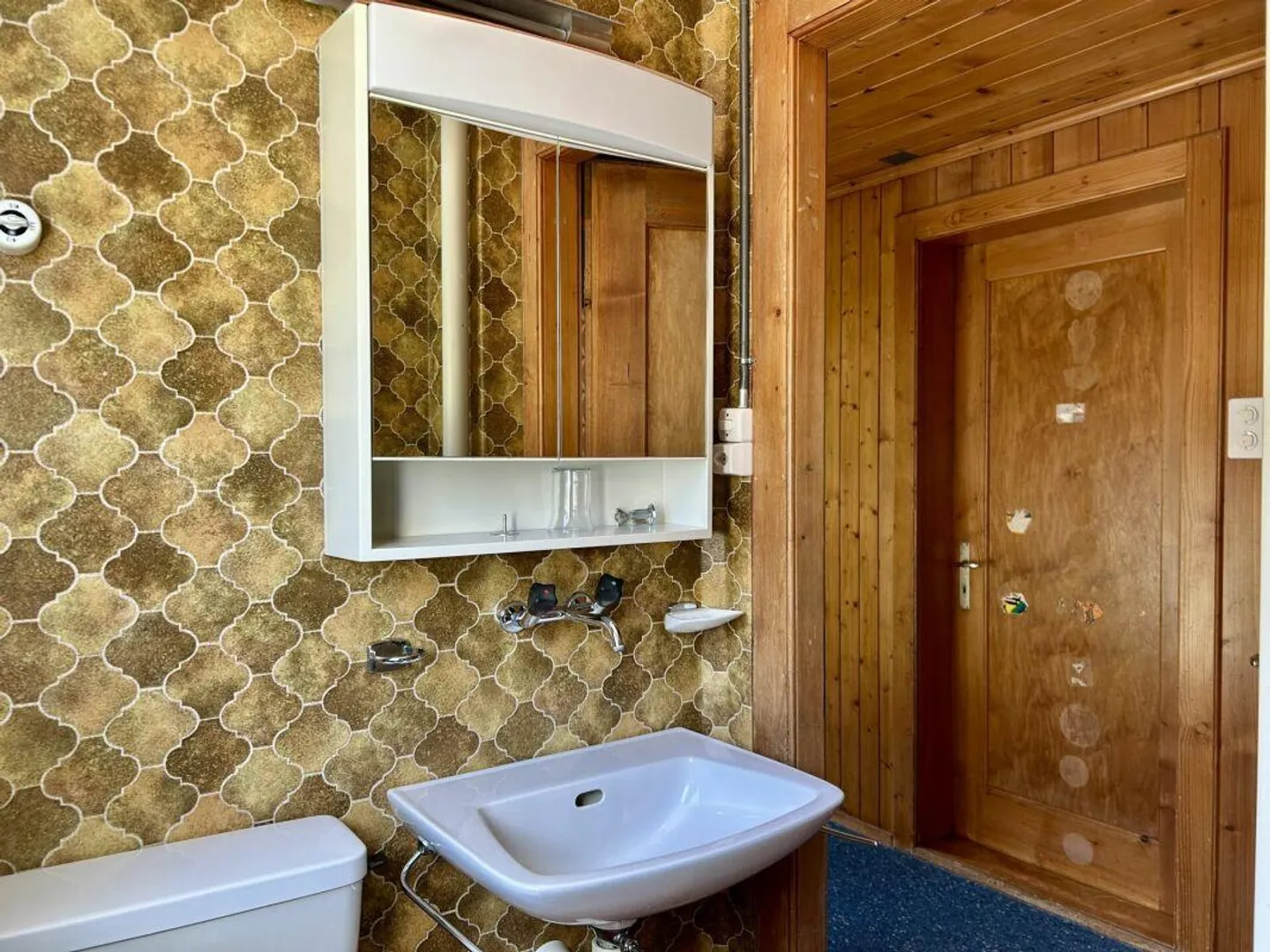 Chalet en bois charmant avec jardin et vue dégagée - Photo 11 sur 18