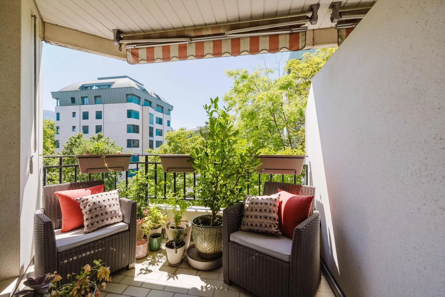 Magnificent 5-room apartment near Florissant - Photo 4 of 10