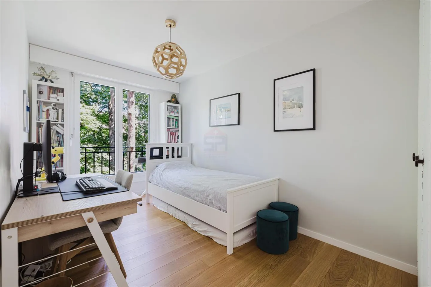 Magnificent 5-room apartment near Florissant - Photo 7 of 10