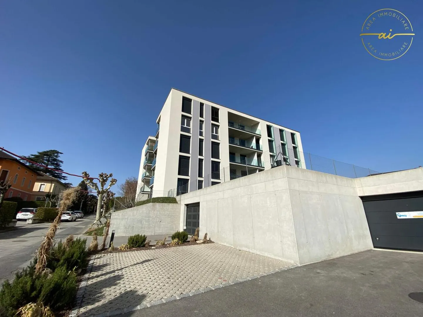 BRIGHT 3.5-ROOM APARTMENT WITH TERRACE IN BALERNA - Photo 12 of 12