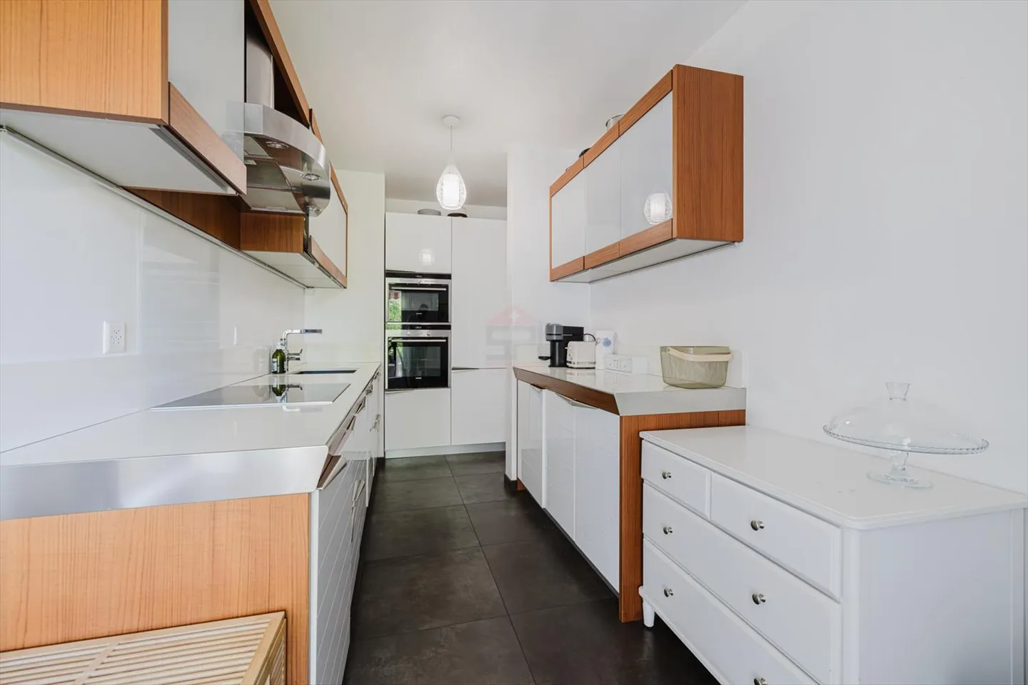 Magnificent 5-room apartment near Florissant - Photo 9 of 10