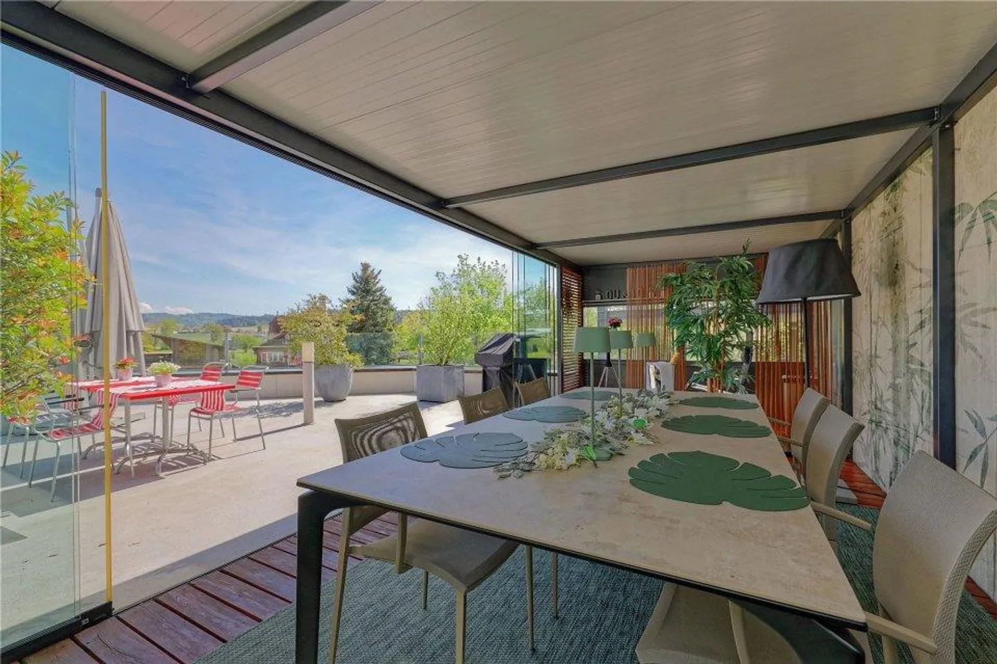 Appartement penthouse exclusif et ultramoderne de 5½ pièces avec grande terrasse - Photo 3 sur 13