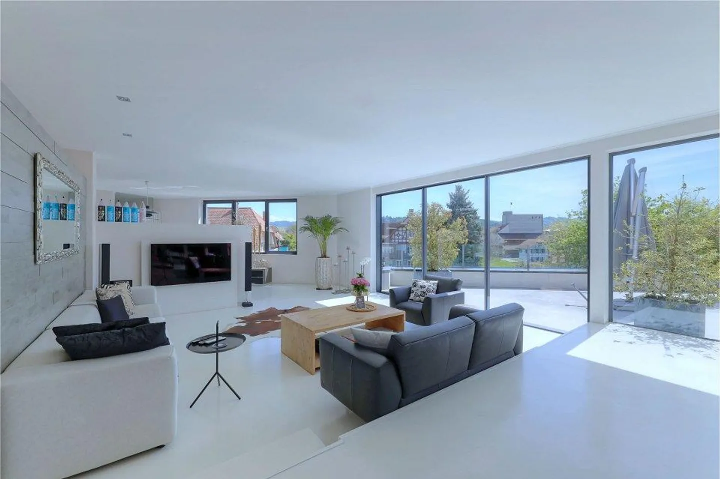 Appartement penthouse exclusif et ultramoderne de 5½ pièces avec grande terrasse - Photo 1 sur 13