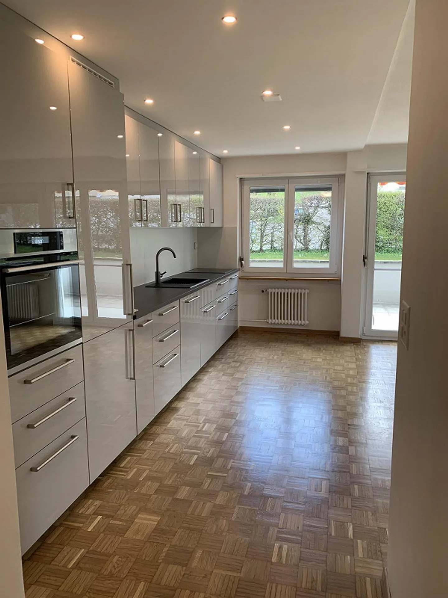 Appartement moderne de 3,5 pièces avec terrasse à Kreuzlingen, y compris place de parking - Photo 7 sur 8