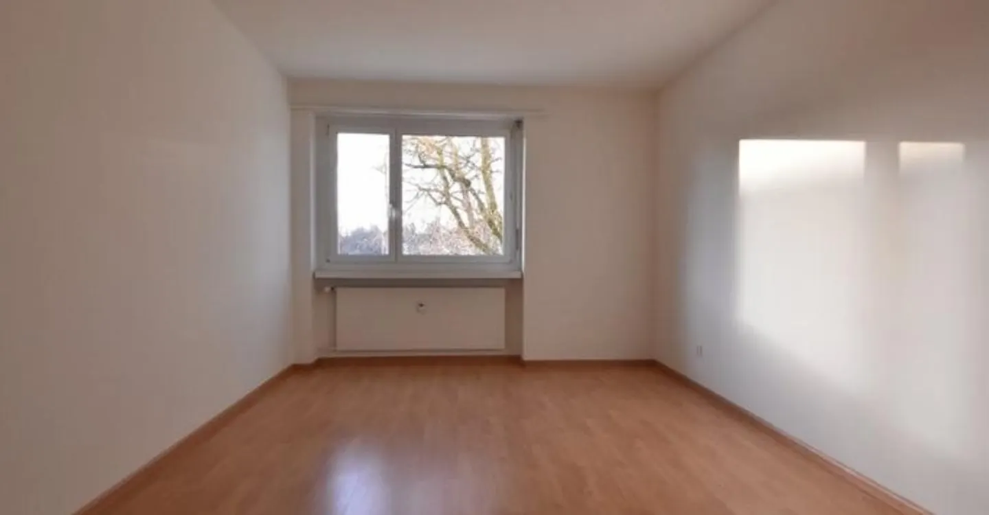 Apartment with a View - Photo 2 of 6