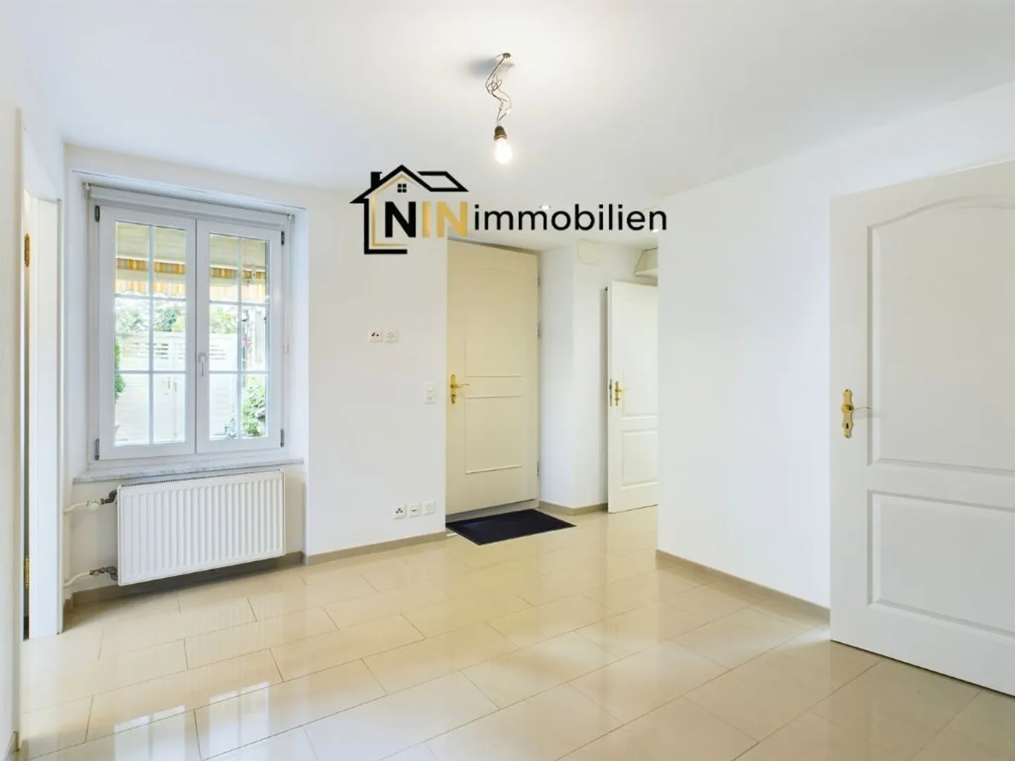 Appartement Senior Central au Rez-de-Chaussée - Photo 4 sur 6