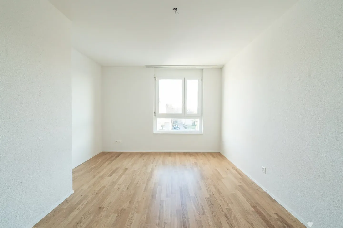 Appartement attique de 4,5 pièces - Photo 2 sur 7