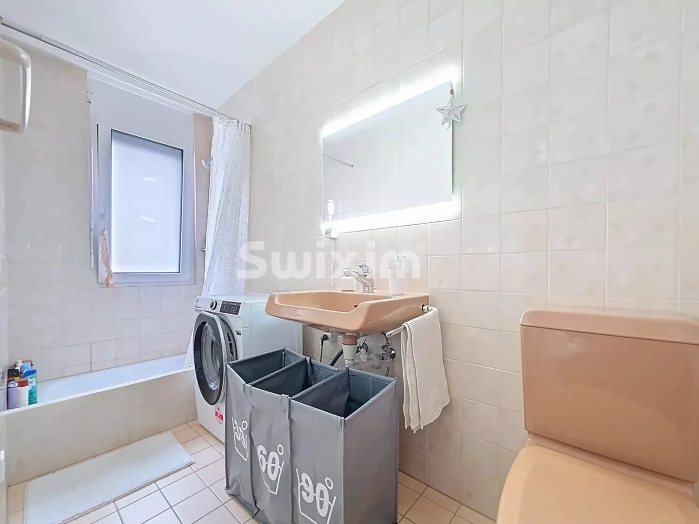 Spacious 4.5-Room Apartment - Photo 13 of 13