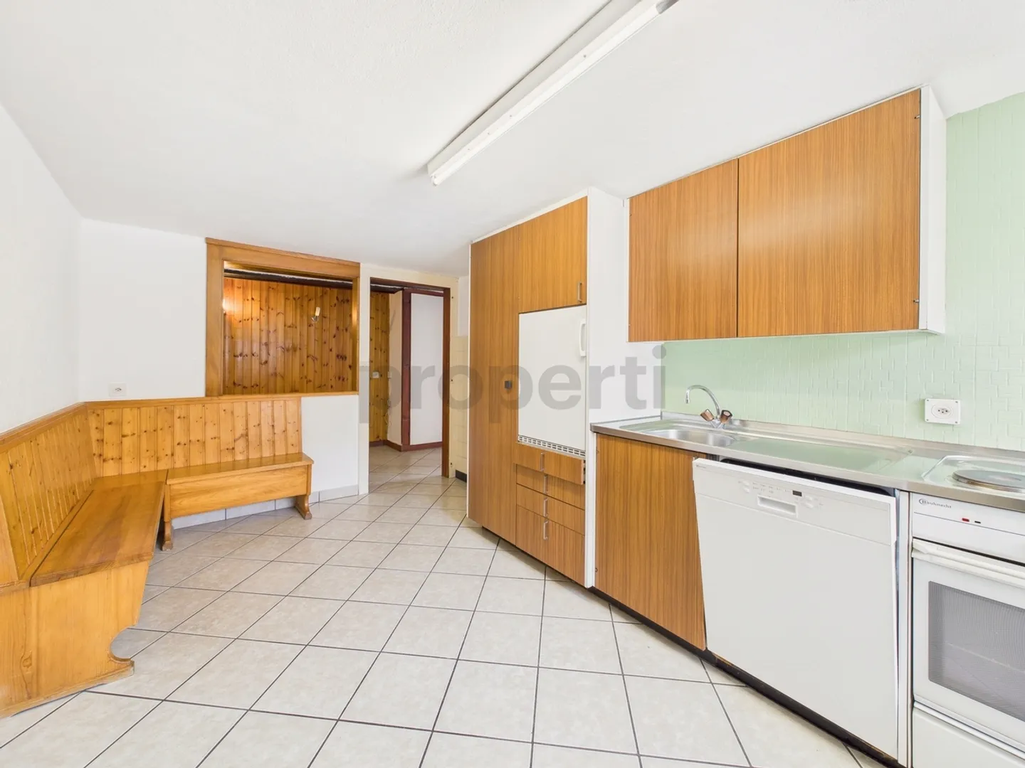 Appartement spacieux de 4,5 pièces - Appartement dans un quartier résidentiel recherché à Lens - Photo 1 sur 8
