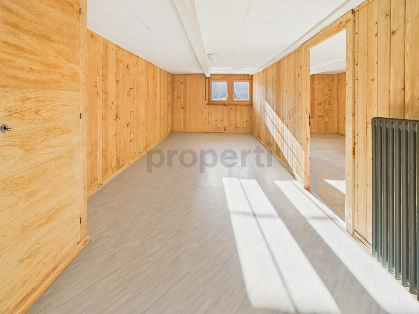 Appartement spacieux de 4,5 pièces - Appartement dans un quartier résidentiel recherché à Lens - Photo 4 sur 8