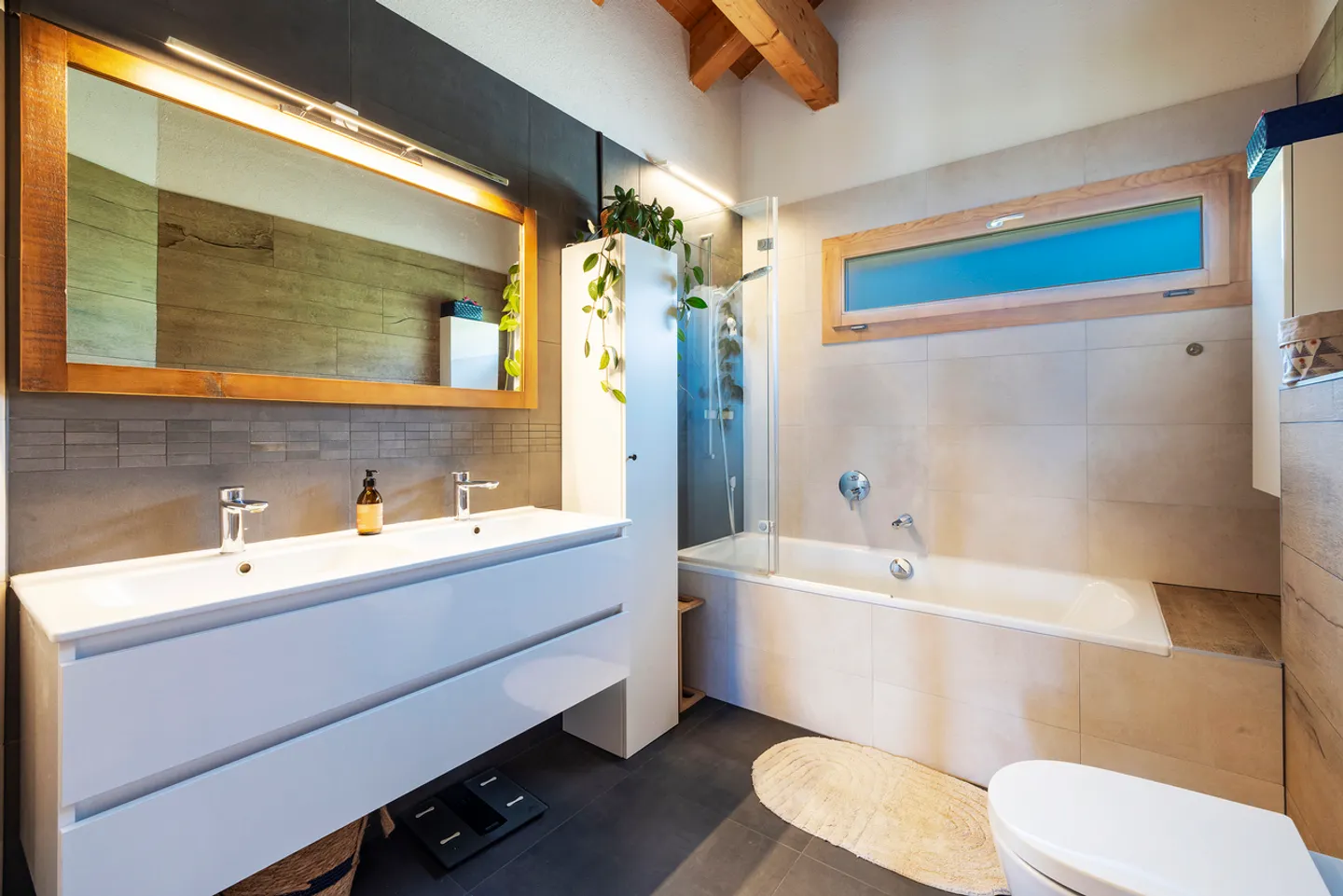 Modernes Chalet mit atemberaubendem Blick - Foto 14 von 19