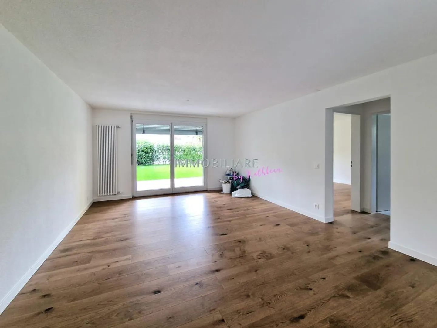 Ensoleillé, calme, central, rénové : Appartement avec jardin - Photo 9 sur 14