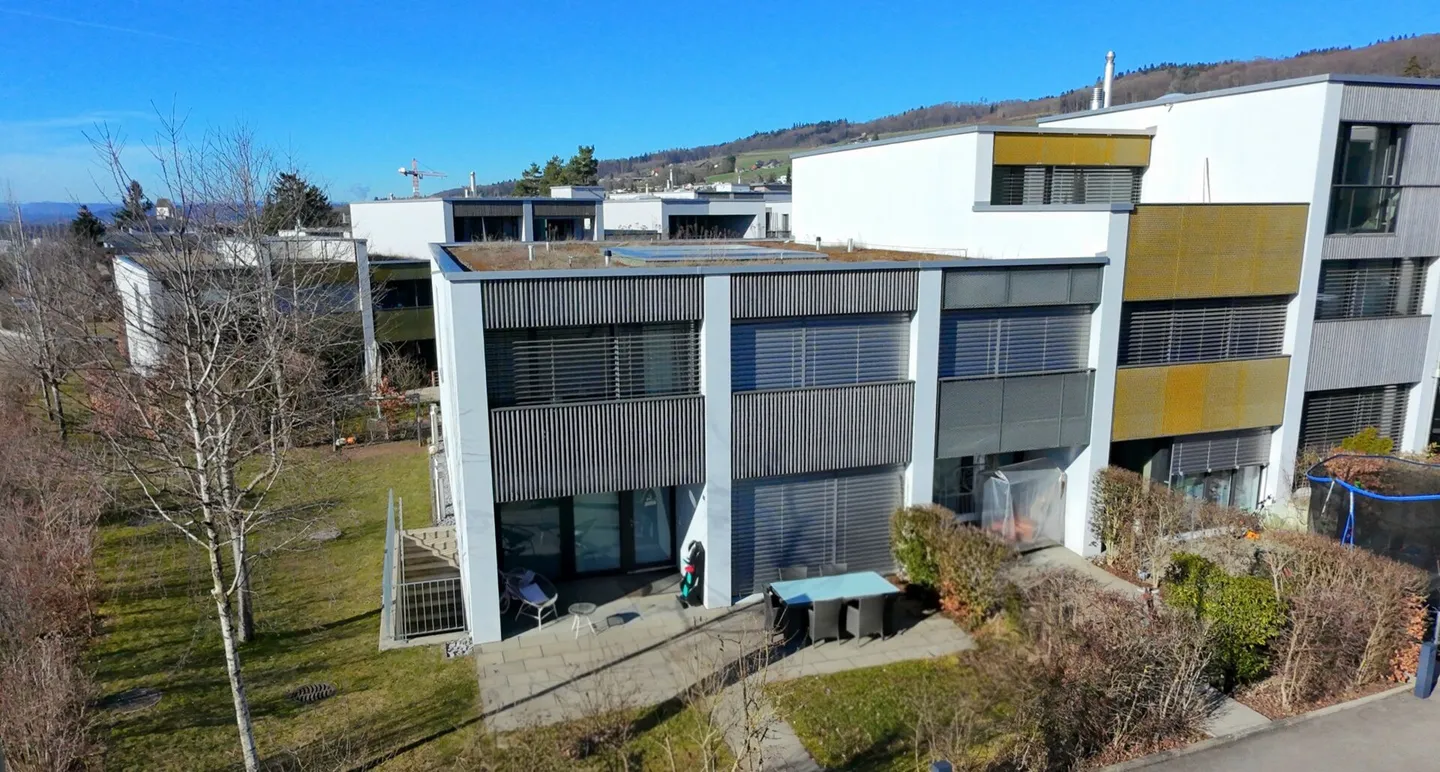 Modernes Chalet mit Panoramablick - Foto 1 von 18