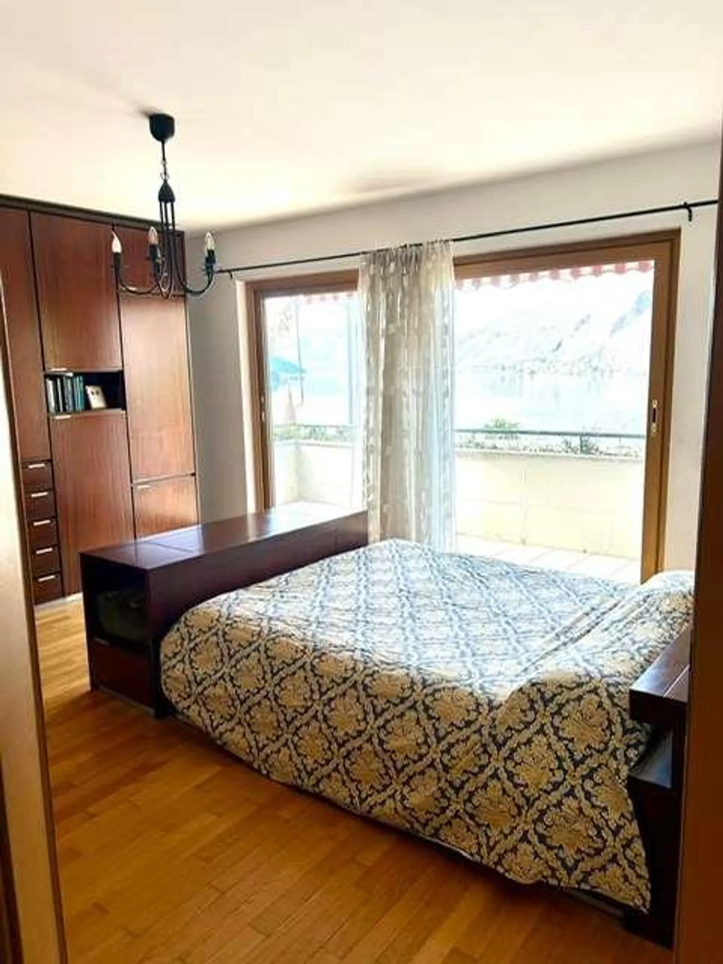 Villa panoramica su 3 livelli con vista mozzafiato - Foto 4 di 10