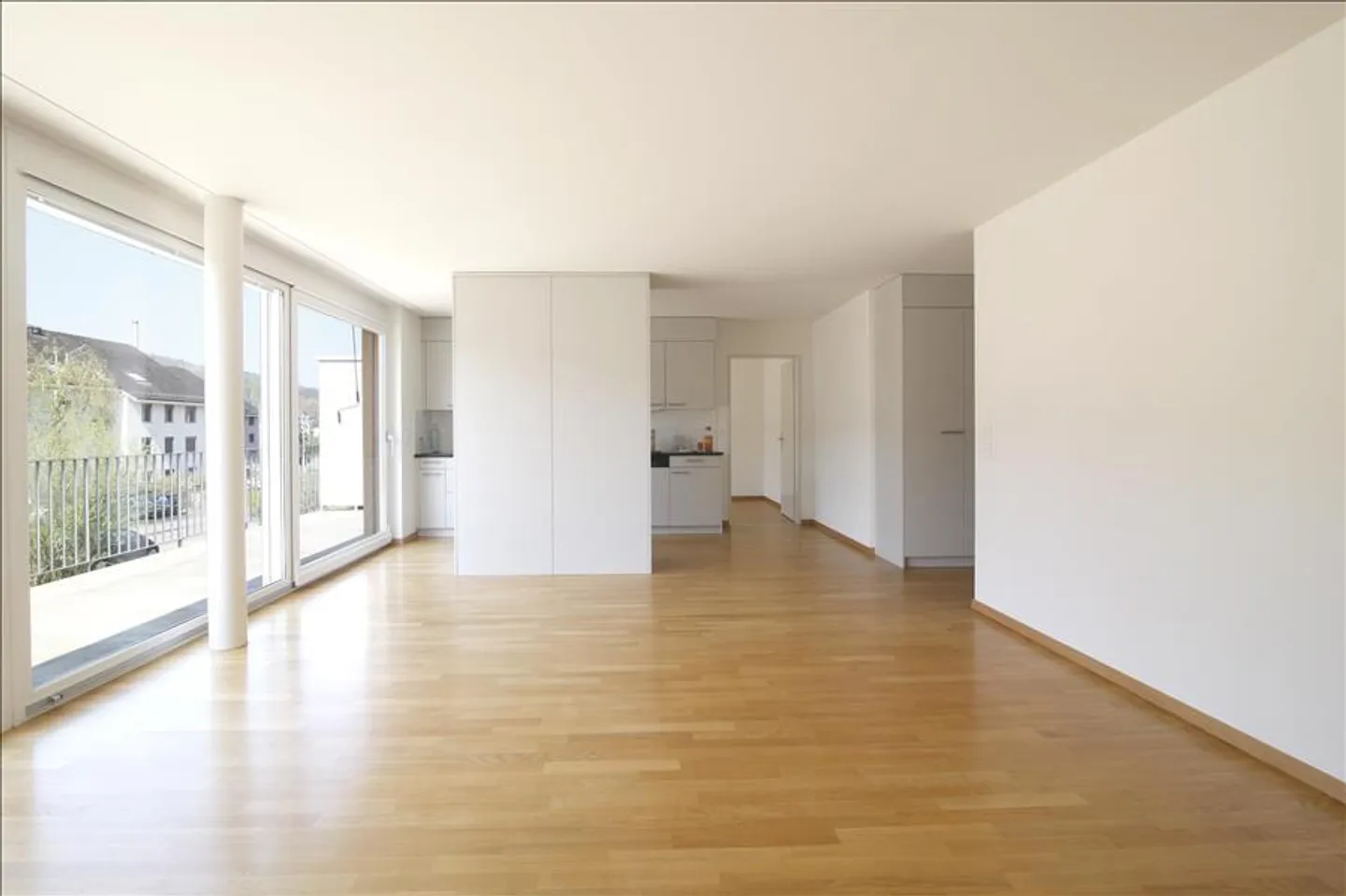 Beautiful 4.5 room apartment directly on the Töss! - Photo 2 of 10