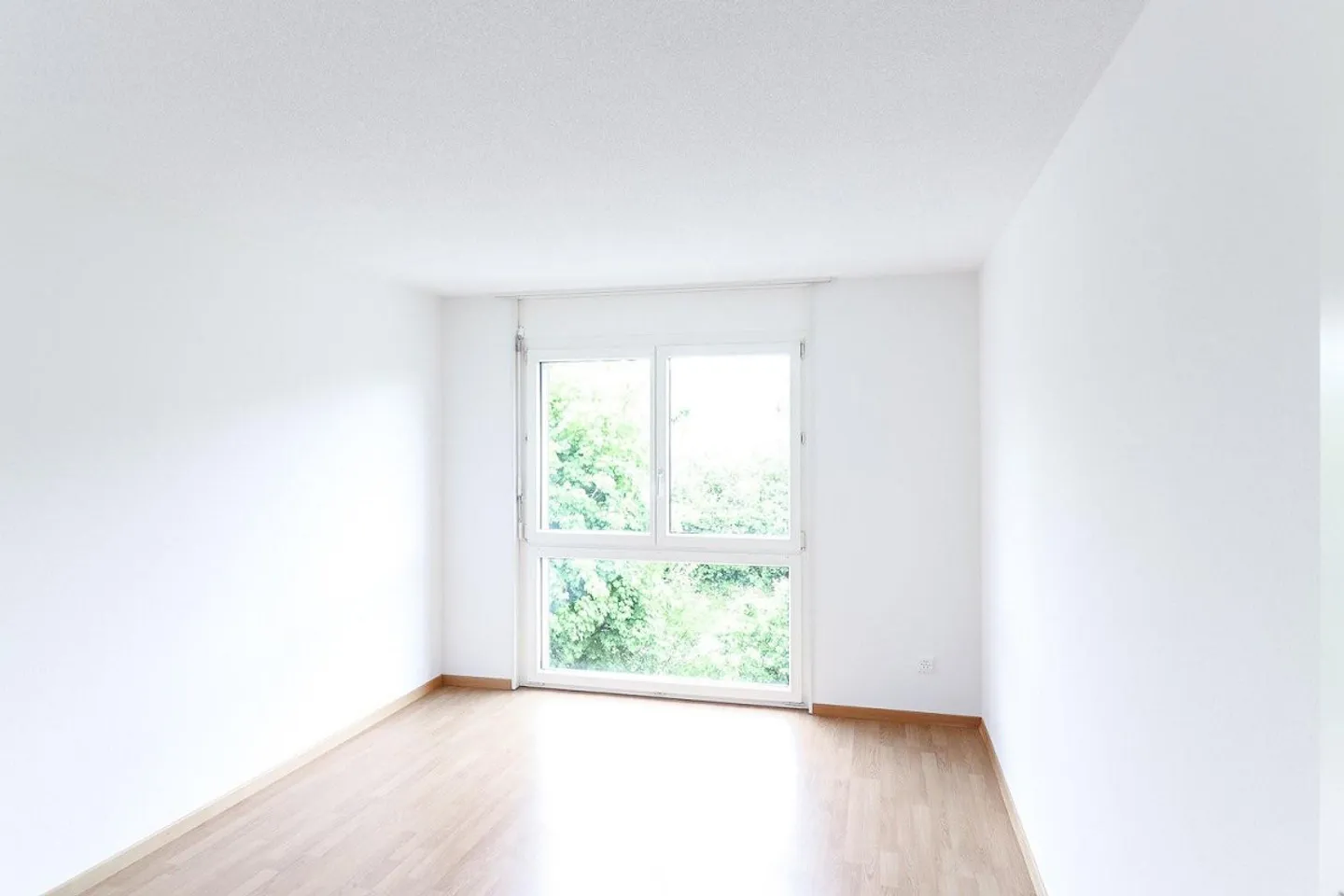 Appartement 3.5 pièces de 78 m² au rez-de-chaussée avec coin jardin - Photo 6 sur 9