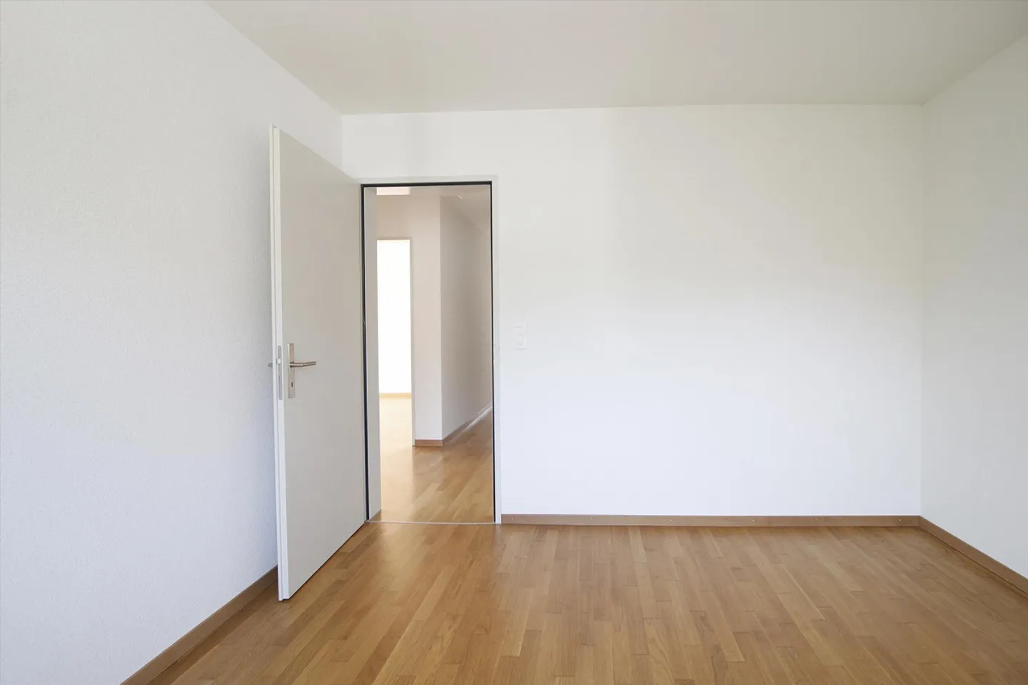 Beautiful 4.5 room apartment directly on the Töss! - Photo 8 of 10