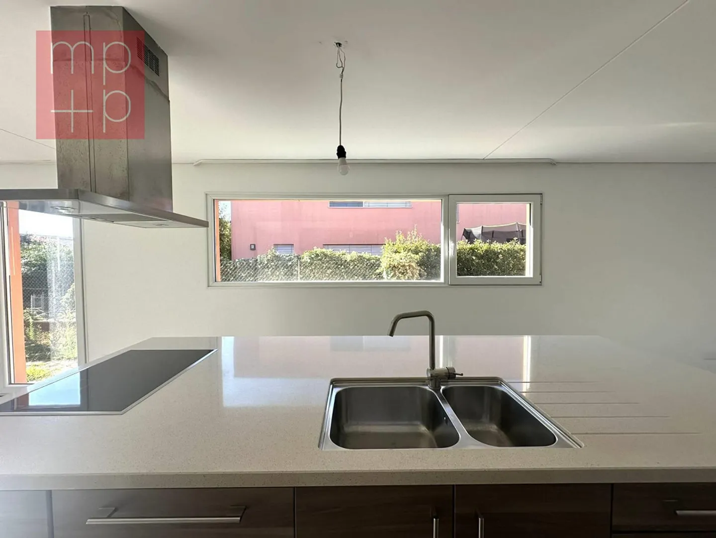 Casa Familiare Incantevole a Ligornetto - Foto 2 di 8